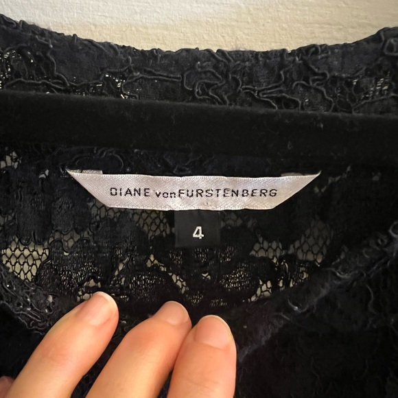 Diane Von Furstenberg size 4 cocktail dress - Picture 3 of 3